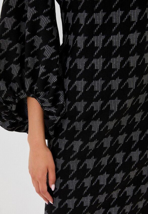 Платье MadaM T