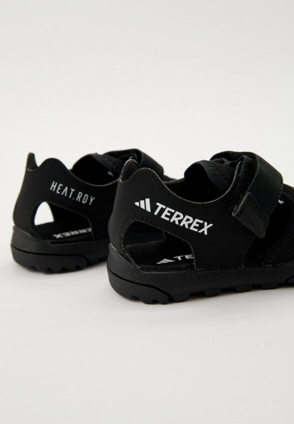 Сандалии adidas