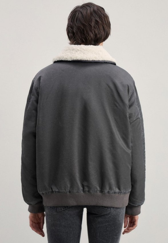 Куртка утепленная Zarina