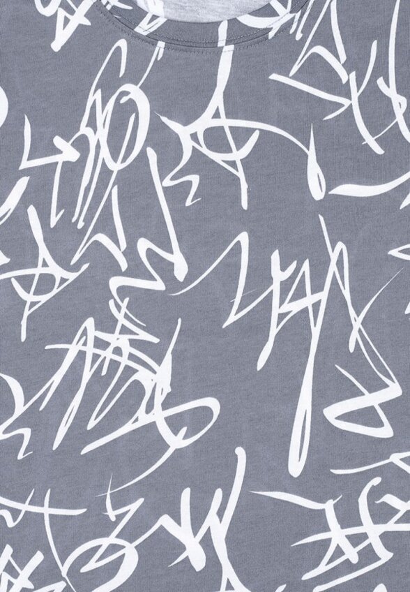 Футболка Апрель