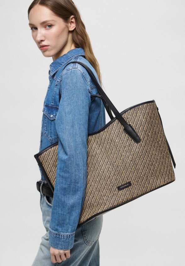 Сумка Coccinelle