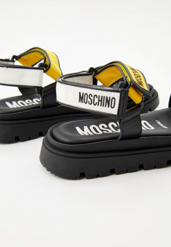 Сандалии Moschino