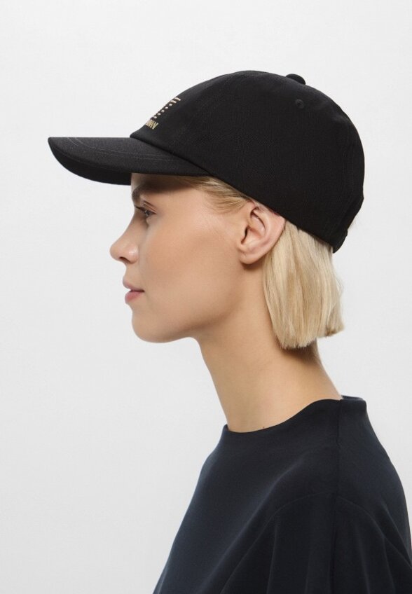 Бейсболка EA7