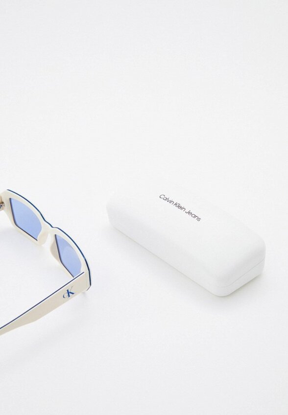 Очки солнцезащитные Calvin Klein Jeans