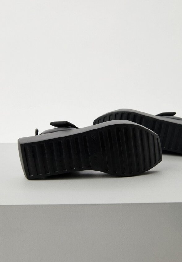 Сандалии United Nude