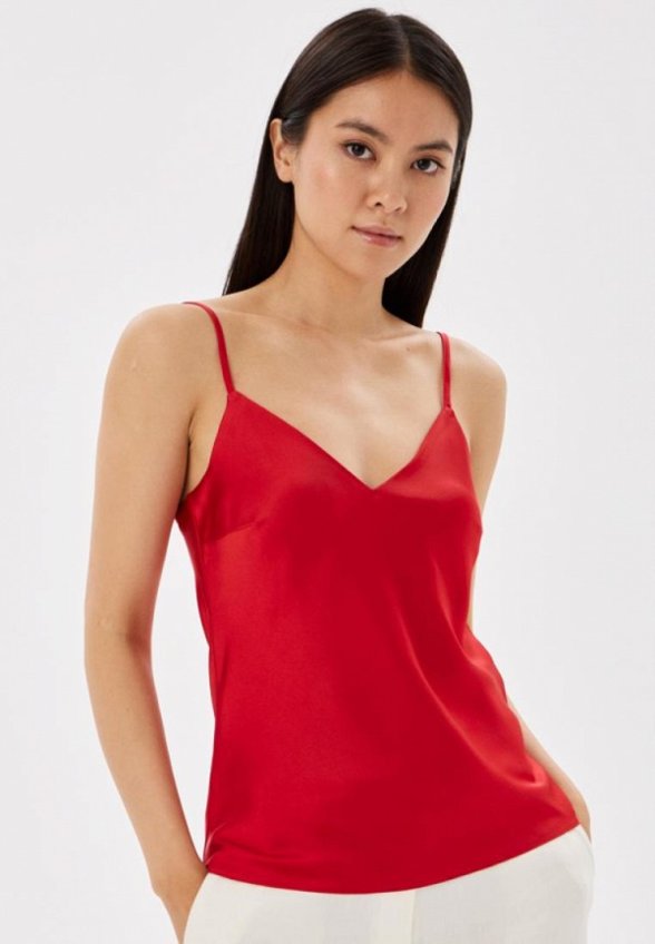 Топ Gabriel and Ester London