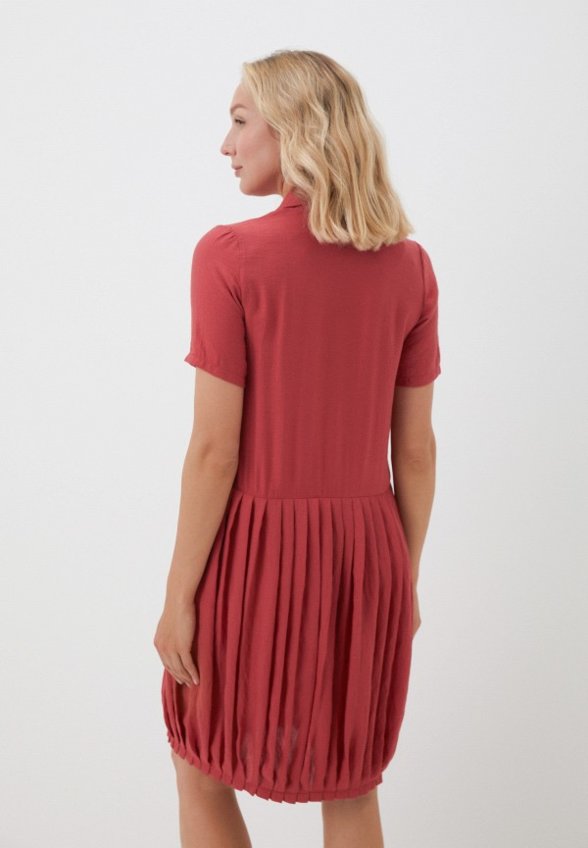 Платье MadaM T