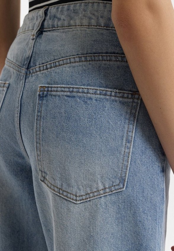 Джинсы Love Republic