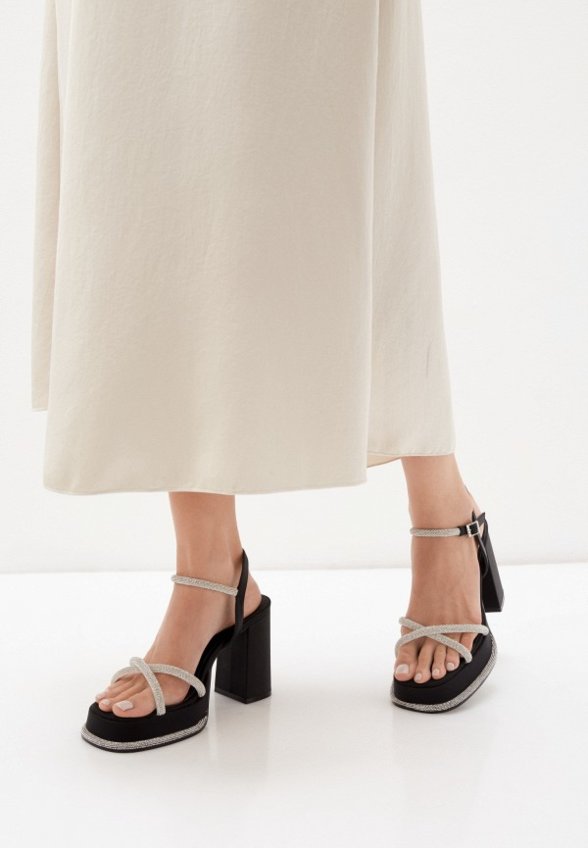 Босоножки Evigi