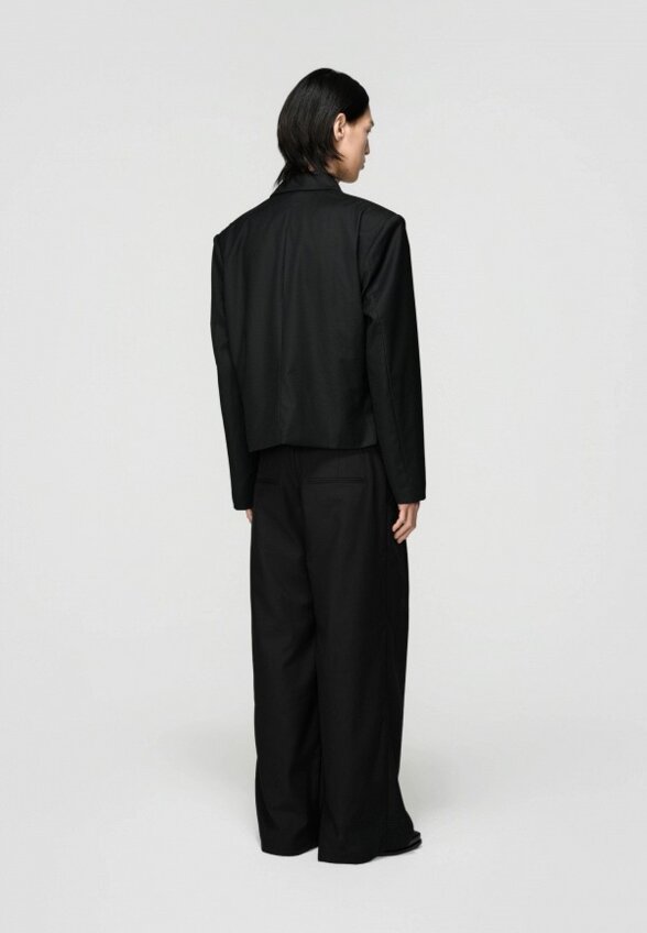 Пиджак Berhasm