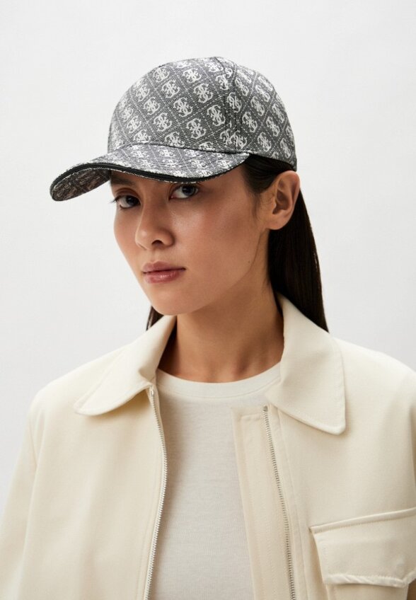 Бейсболка Guess