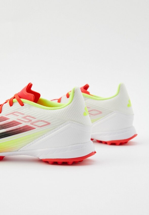 Шиповки adidas