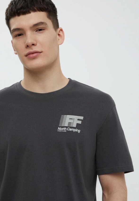 Футболка Finn Flare