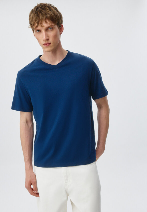 Футболка MARK REGULAR FIT базовая