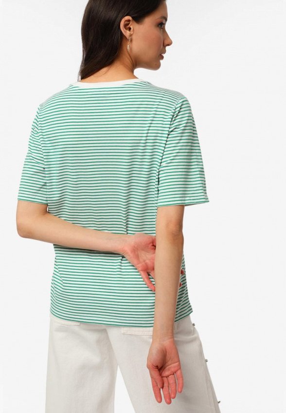 Футболка Calin Doux