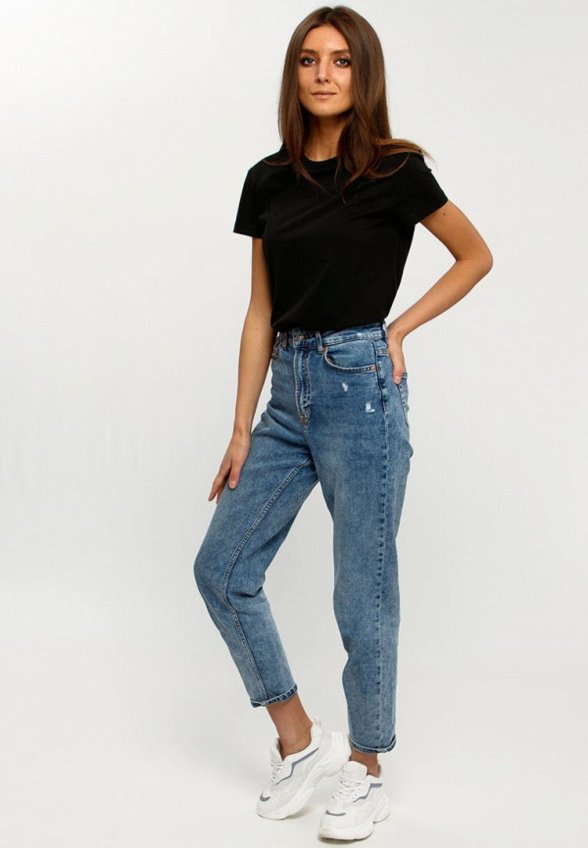 Футболка Апрель