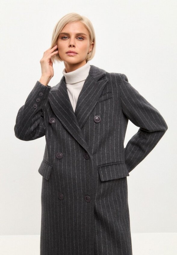 Пальто двубортное Noele Boutique
