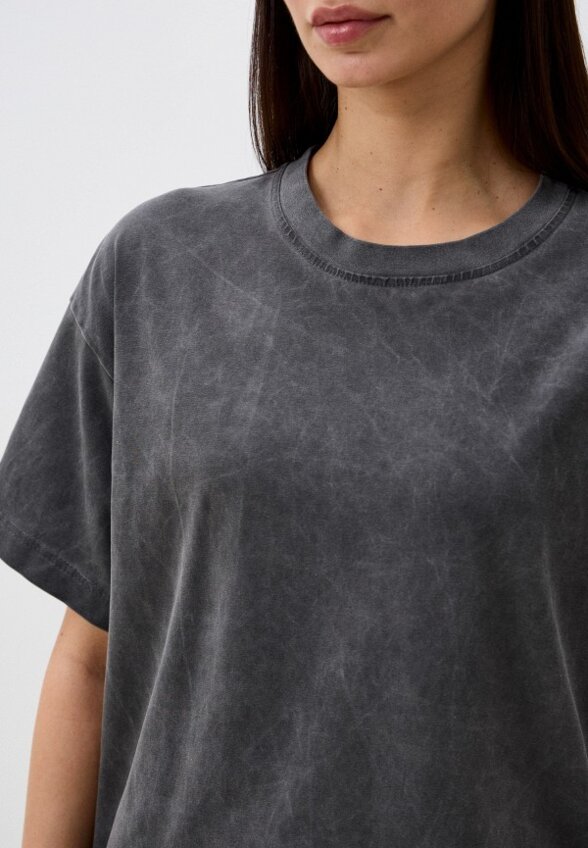 Футболка Lee Dok Sun