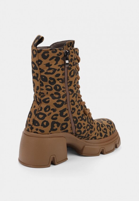 Полусапоги Llevv Group