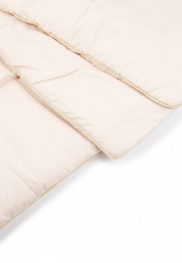 Одеяло 1,5-спальное Sofi De Marko