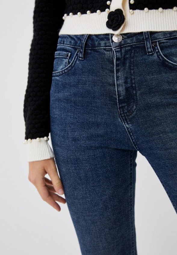 Джинсы Vitacci