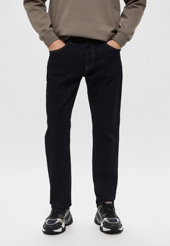 Джинсы Armani Exchange