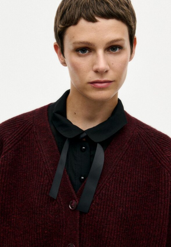 Кардиган Yollo