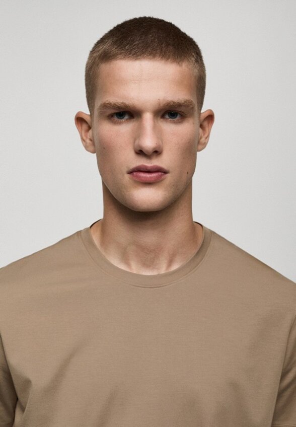 Футболка Mango Man