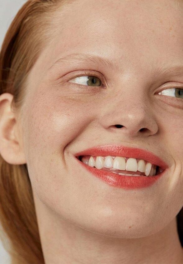 Помада-бальзам Arive Makeup