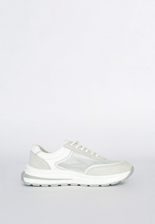 Кроссовки Gut