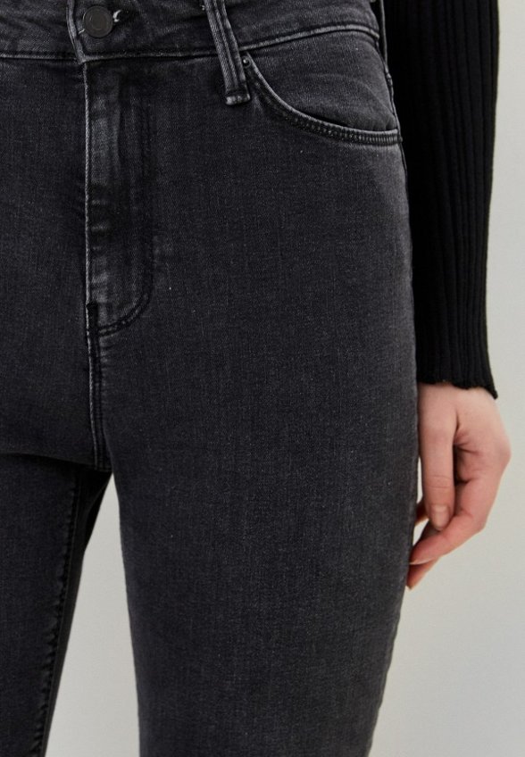 Джинсы Colin's