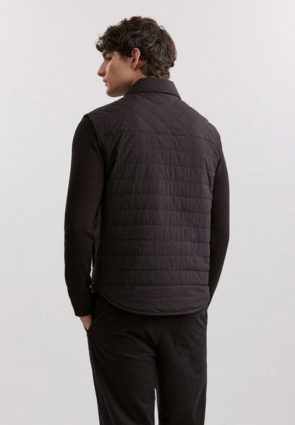 Жилет утепленный Baon