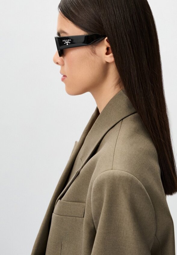 Очки солнцезащитные Prada