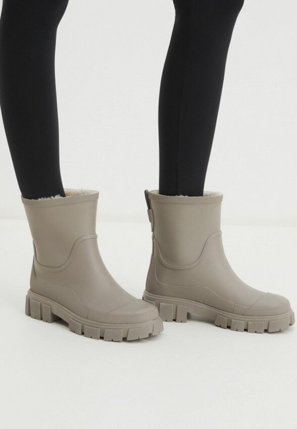 Полусапоги резиновые Tendance