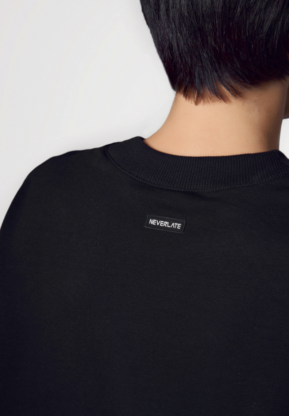 Футболка Neverlate