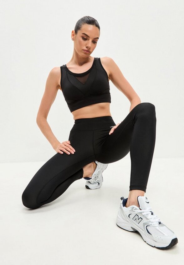 Топ спортивный Fitbomb