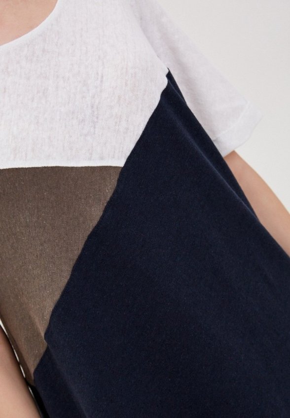 Футболка Helmidge