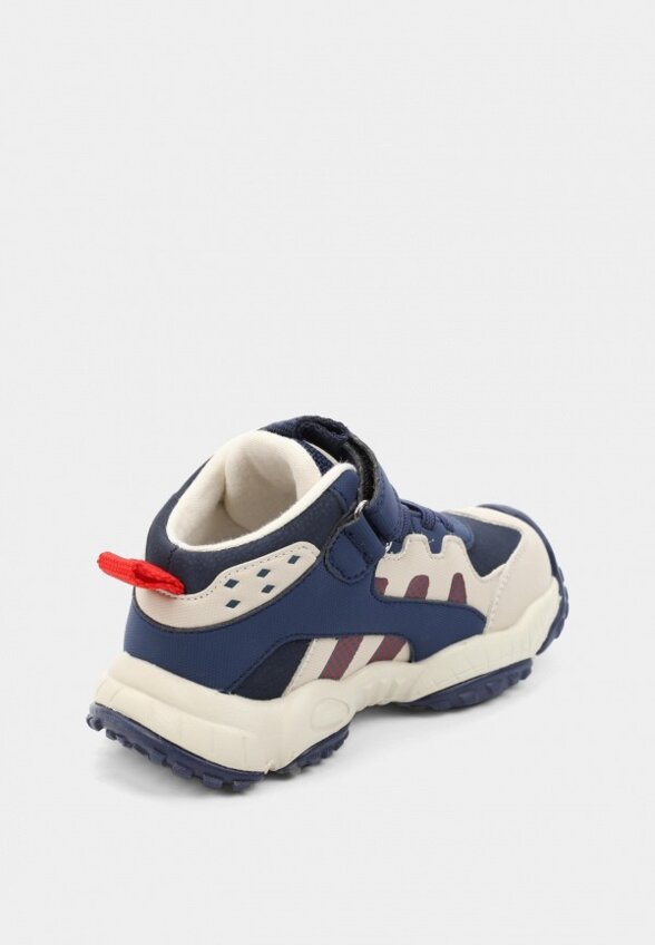 Кроссовки Kapika