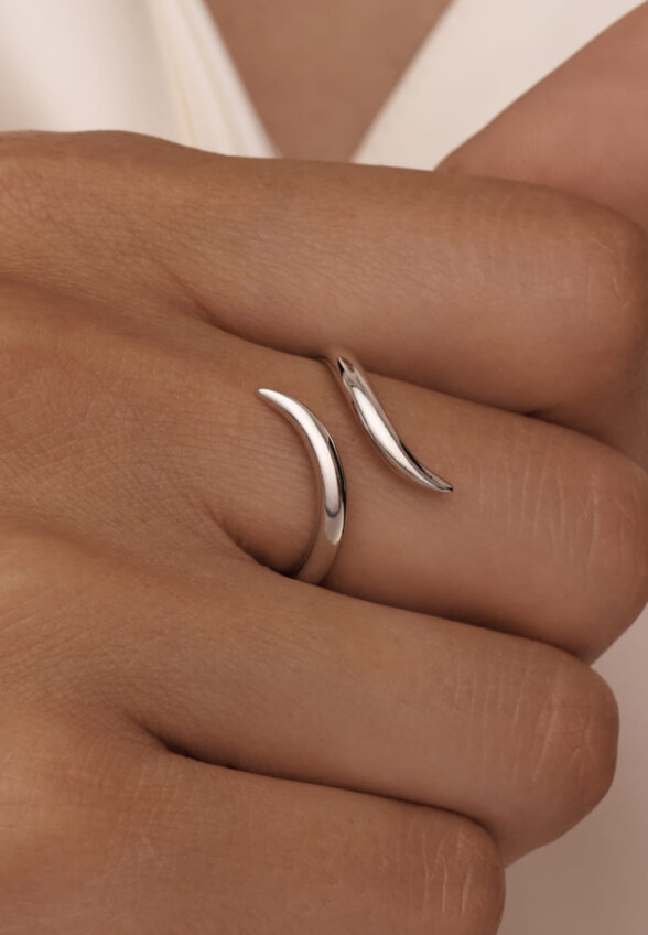 Серебряное кольцо в виде спирали MIESTILO MIE