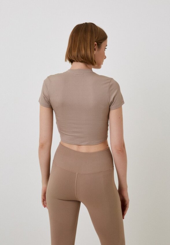 Футболка Nux