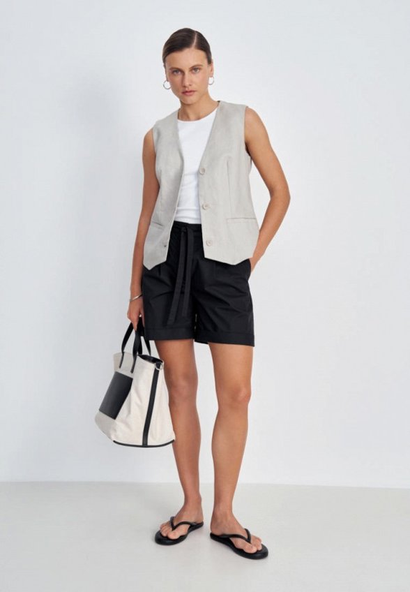 Шорты Finn Flare