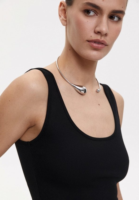 Майка Charmstore