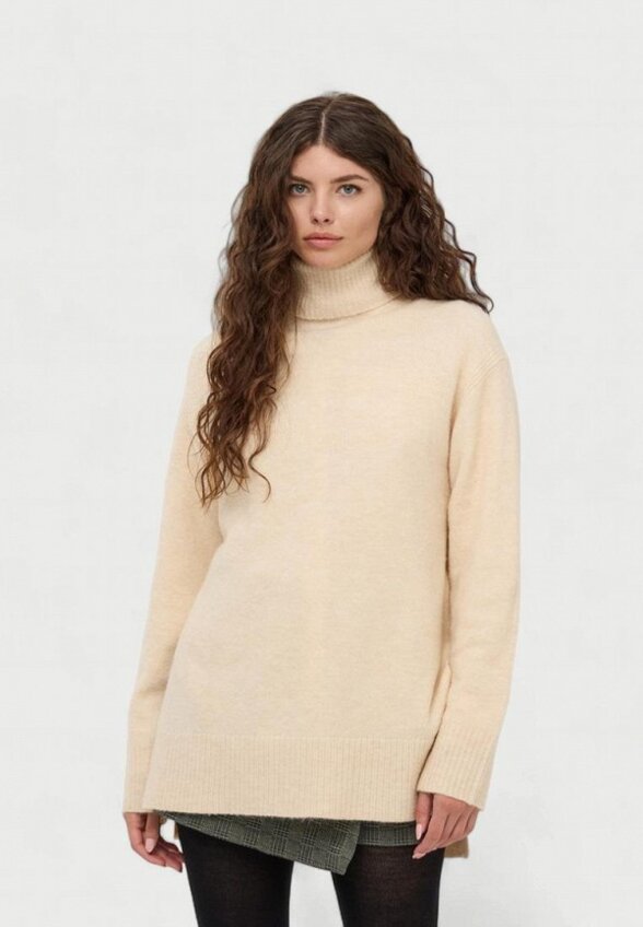 Свитер Terranova