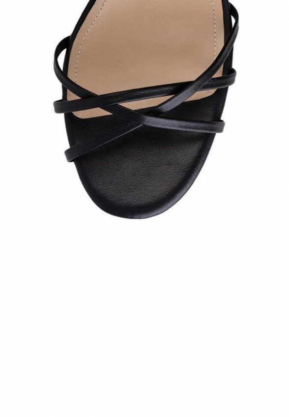 Босоножки Raden