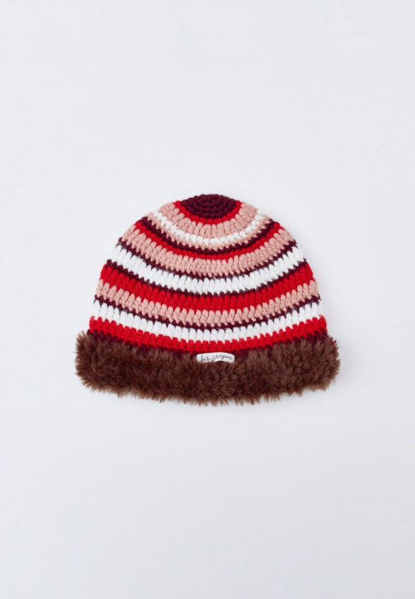 Шапка с меховой отделкой для девочек