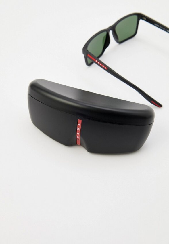 Очки солнцезащитные Prada Linea Rossa