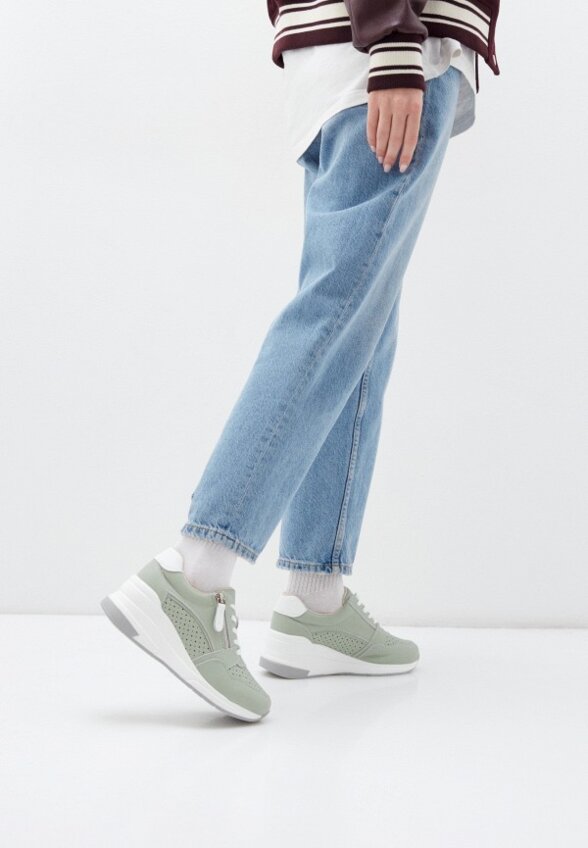 Кроссовки Obba