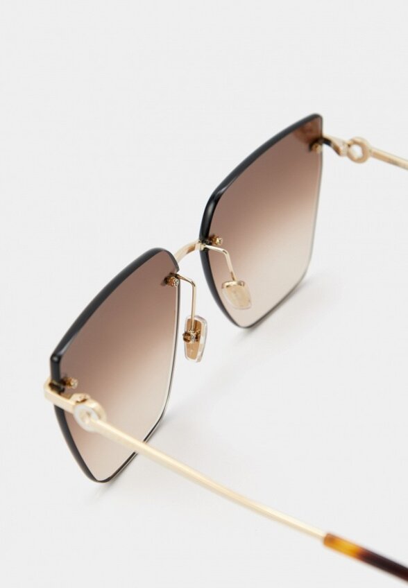 Очки солнцезащитные Bvlgari