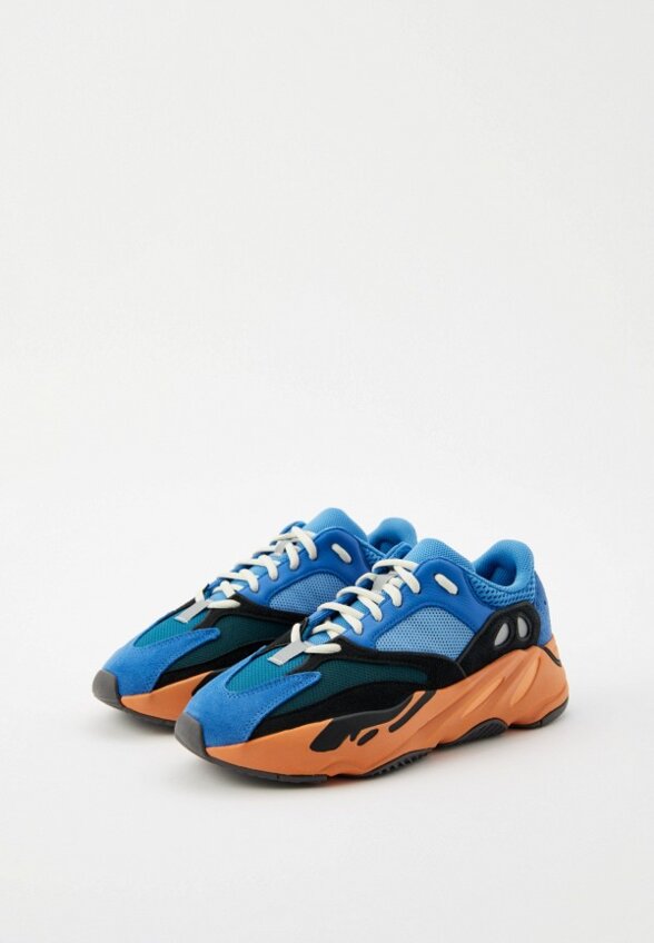 Кроссовки adidas YEEZY