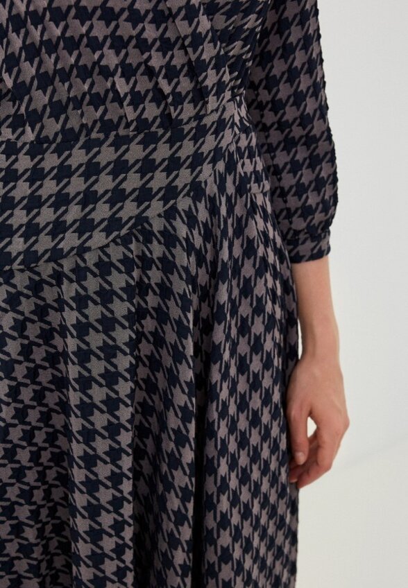 Платье MadaM T